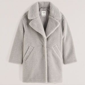 NWT Abercrombie & Fitch Grey Faux Fur The A&F Teddy Coat